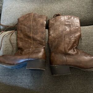 Bonton Brown Ankle Boots
